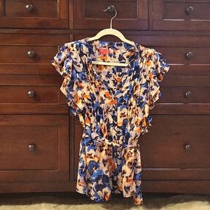 ELLE floral flutter sleeve blouse